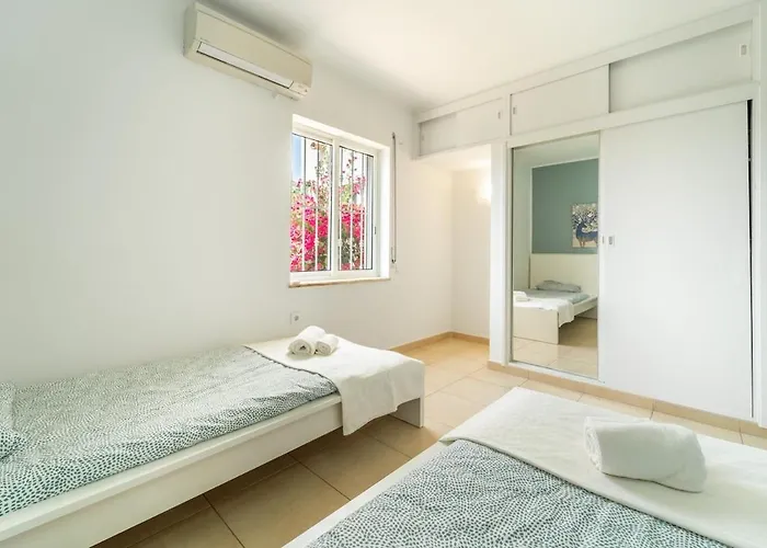 Vilamoura Nature Golf And Pool * Quarteira