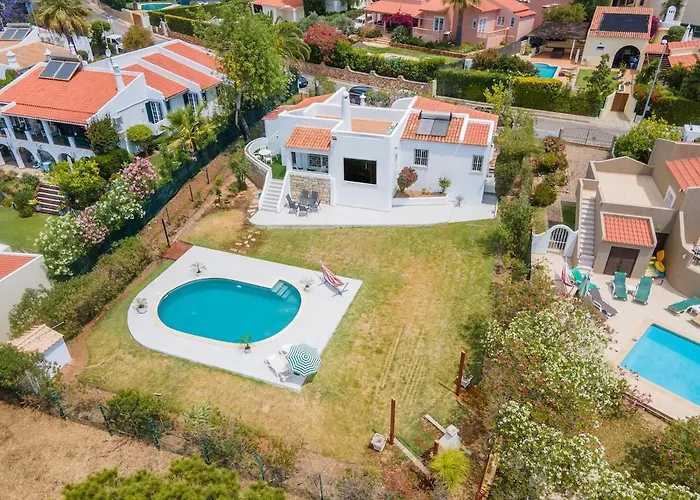 Vilamoura Nature Golf And Pool * 쿼테이라